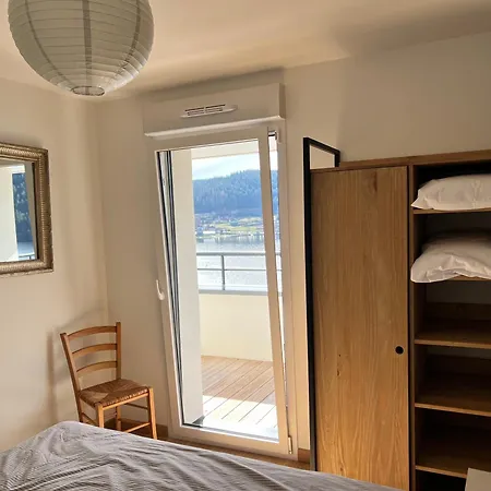 Neuf Vue 6/8pers Apartament *