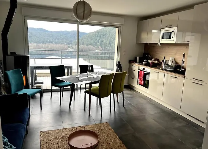 Neuf Vue 6/8pers * Gérardmer